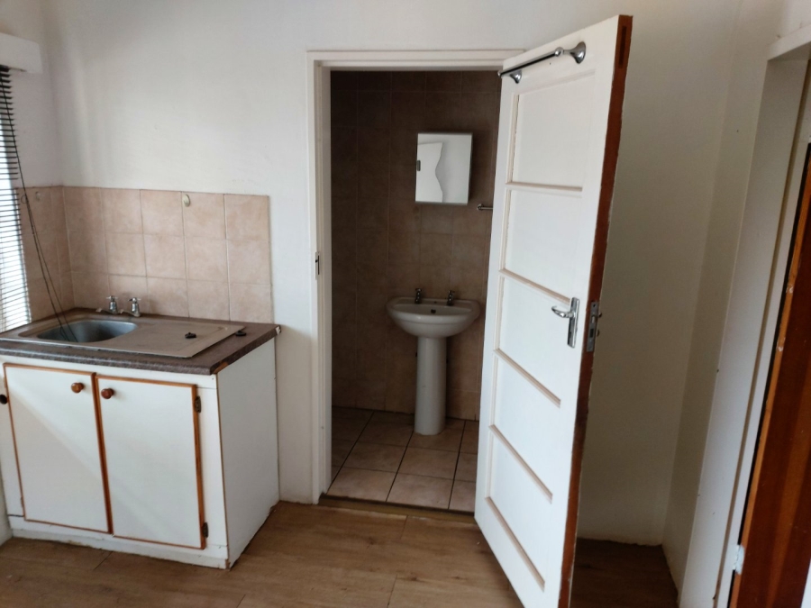 16 Bedroom Property for Sale in Bult West North West